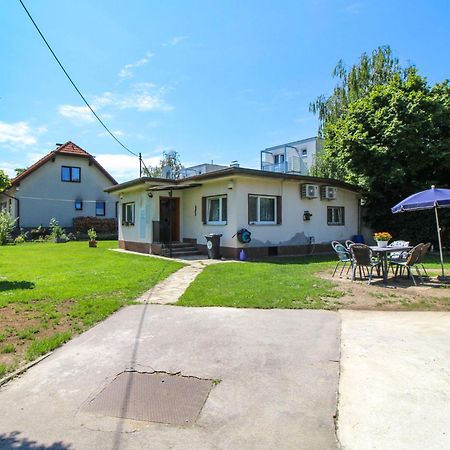 Holiday Home Bungalow Leopoldau By Interhome 维也纳 外观 照片